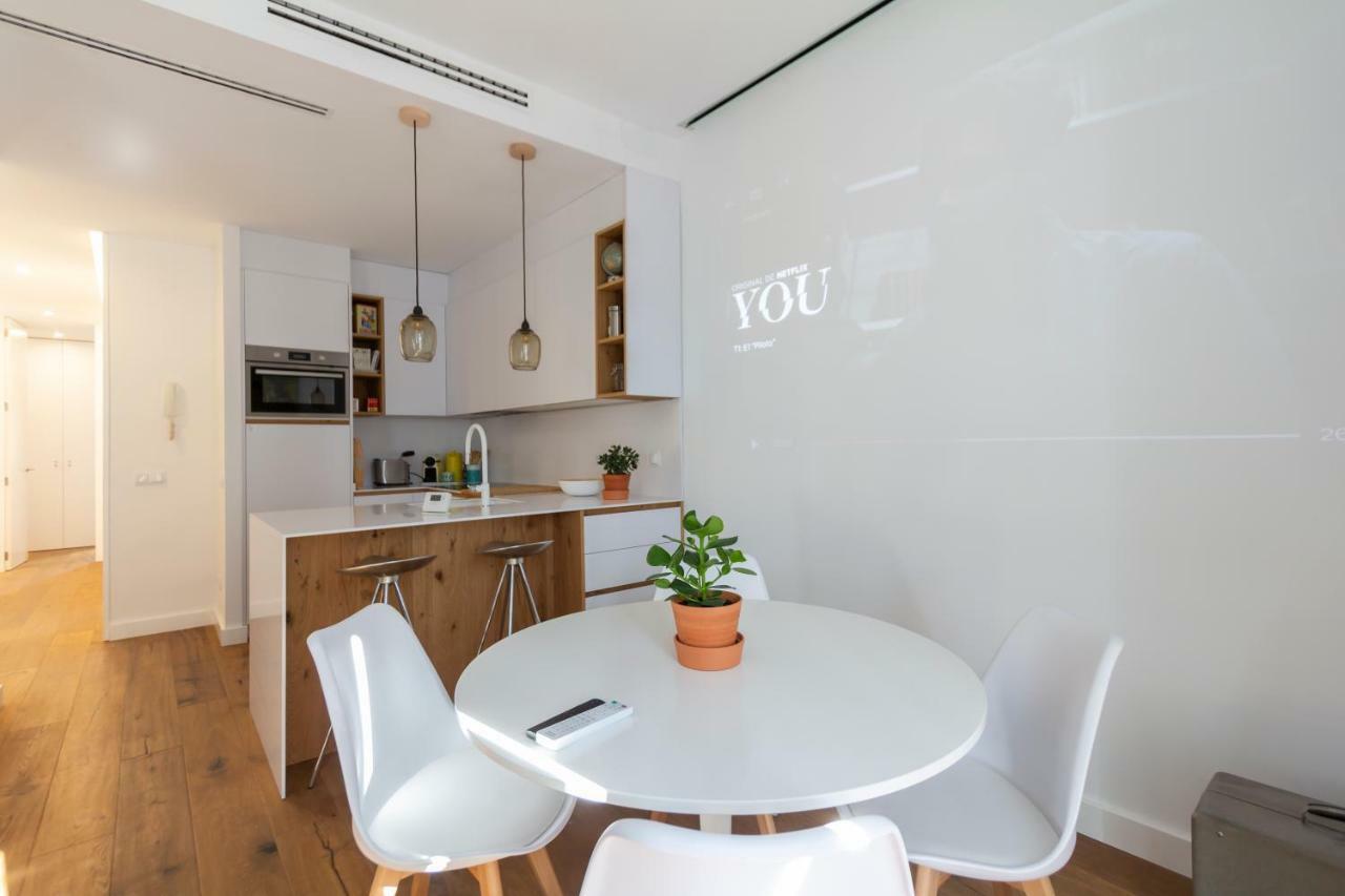 Urbantec Realty - Atocha Y Museos Apartment Мадрид Екстериор снимка