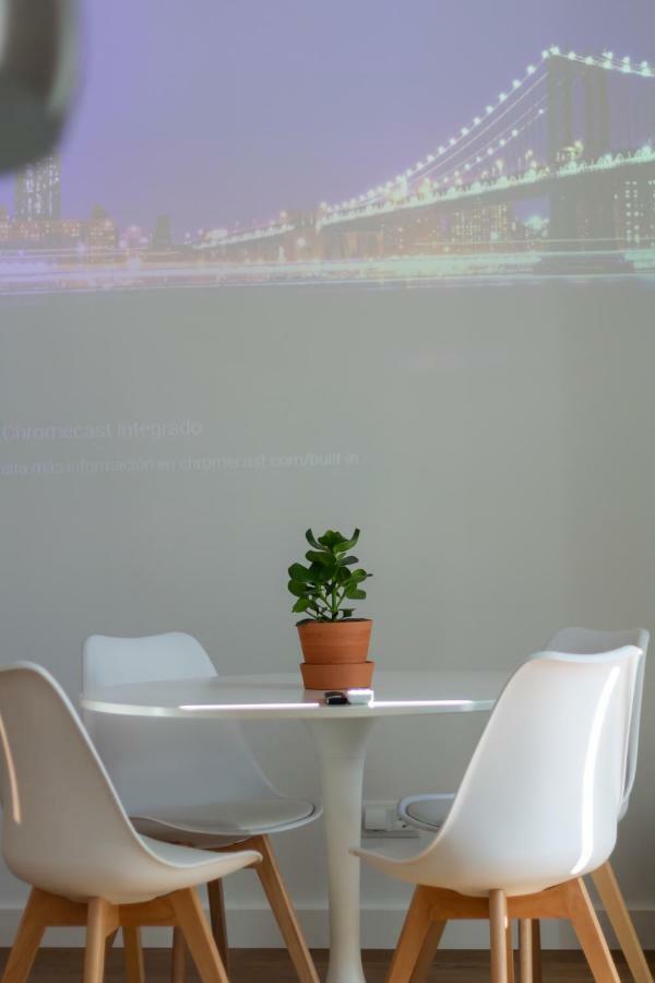 Urbantec Realty - Atocha Y Museos Apartment Мадрид Екстериор снимка
