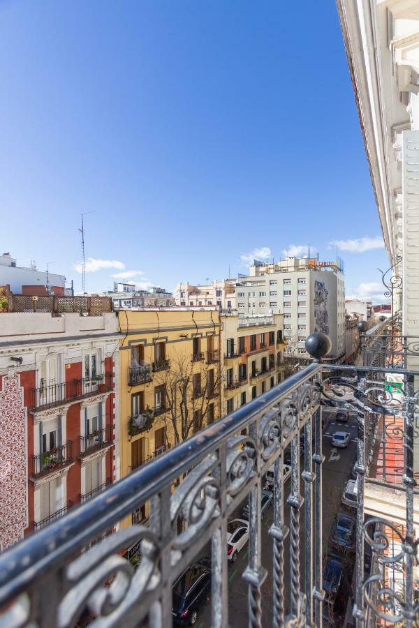 Urbantec Realty - Atocha Y Museos Apartment Мадрид Екстериор снимка