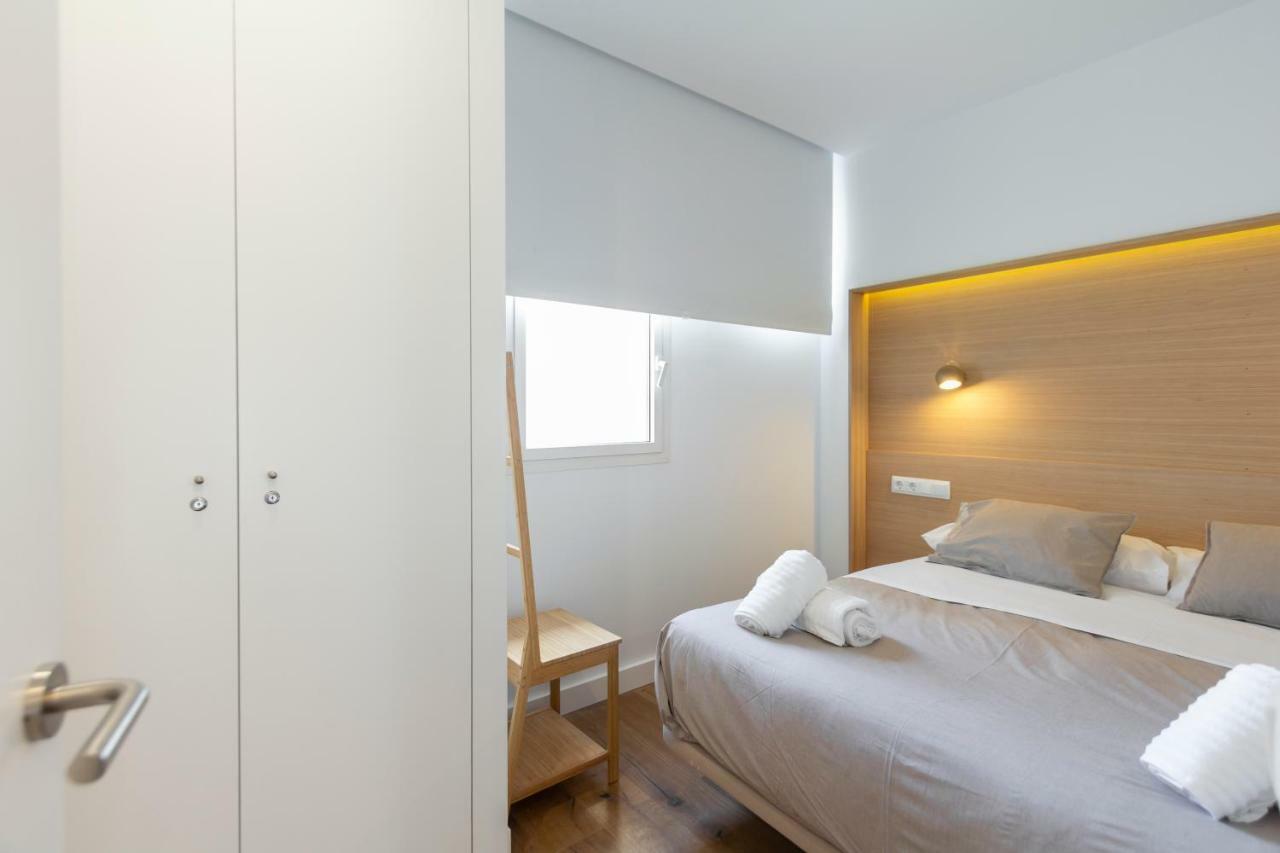 Urbantec Realty - Atocha Y Museos Apartment Мадрид Екстериор снимка